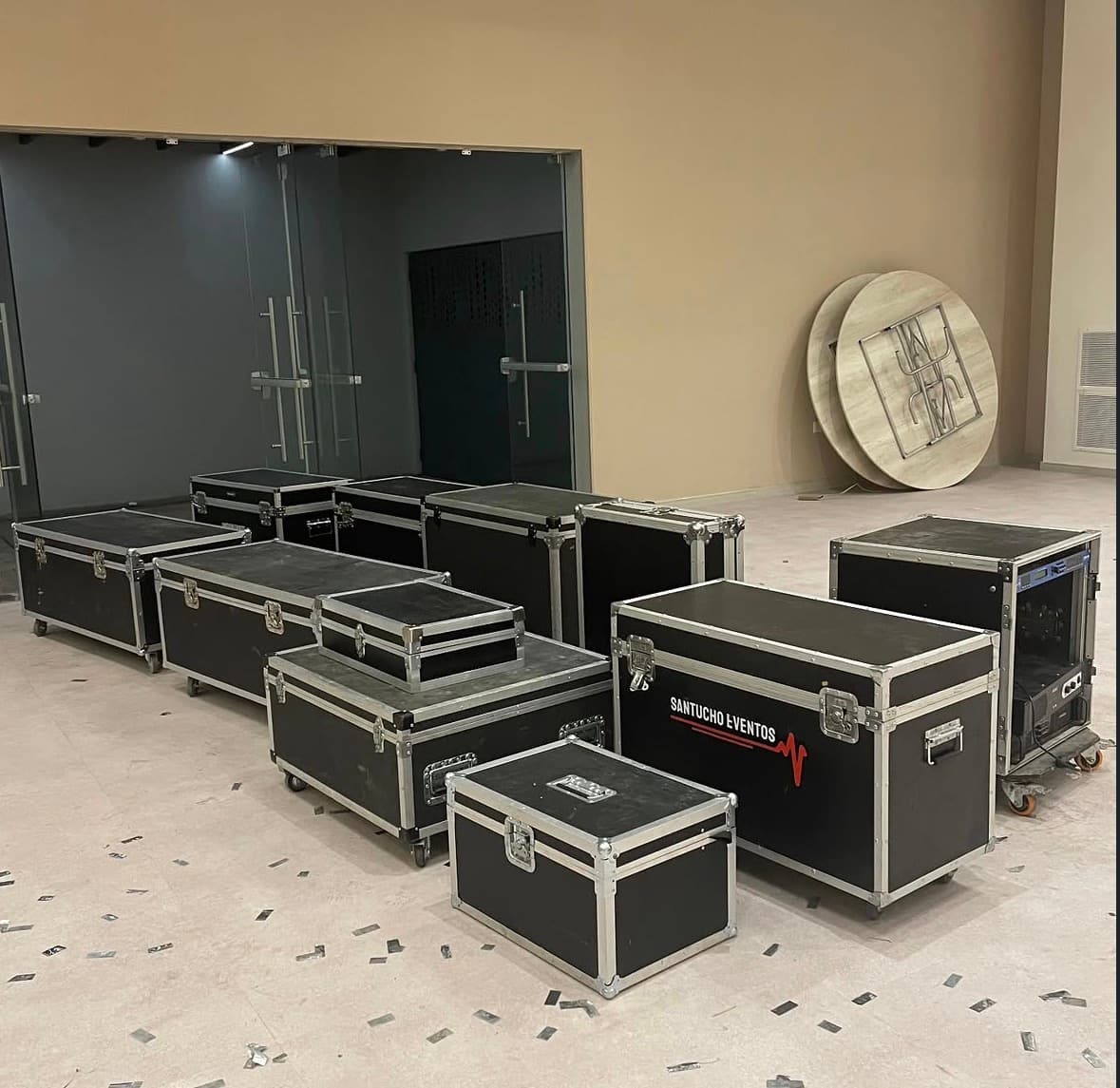 Público disfrutando de una experiencia producida por Santucho Eventos