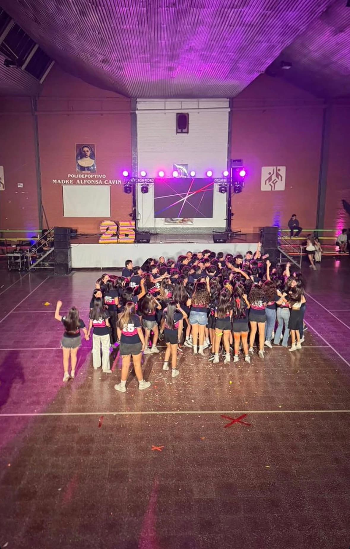 Semana estudiantil producida por Santucho Eventos